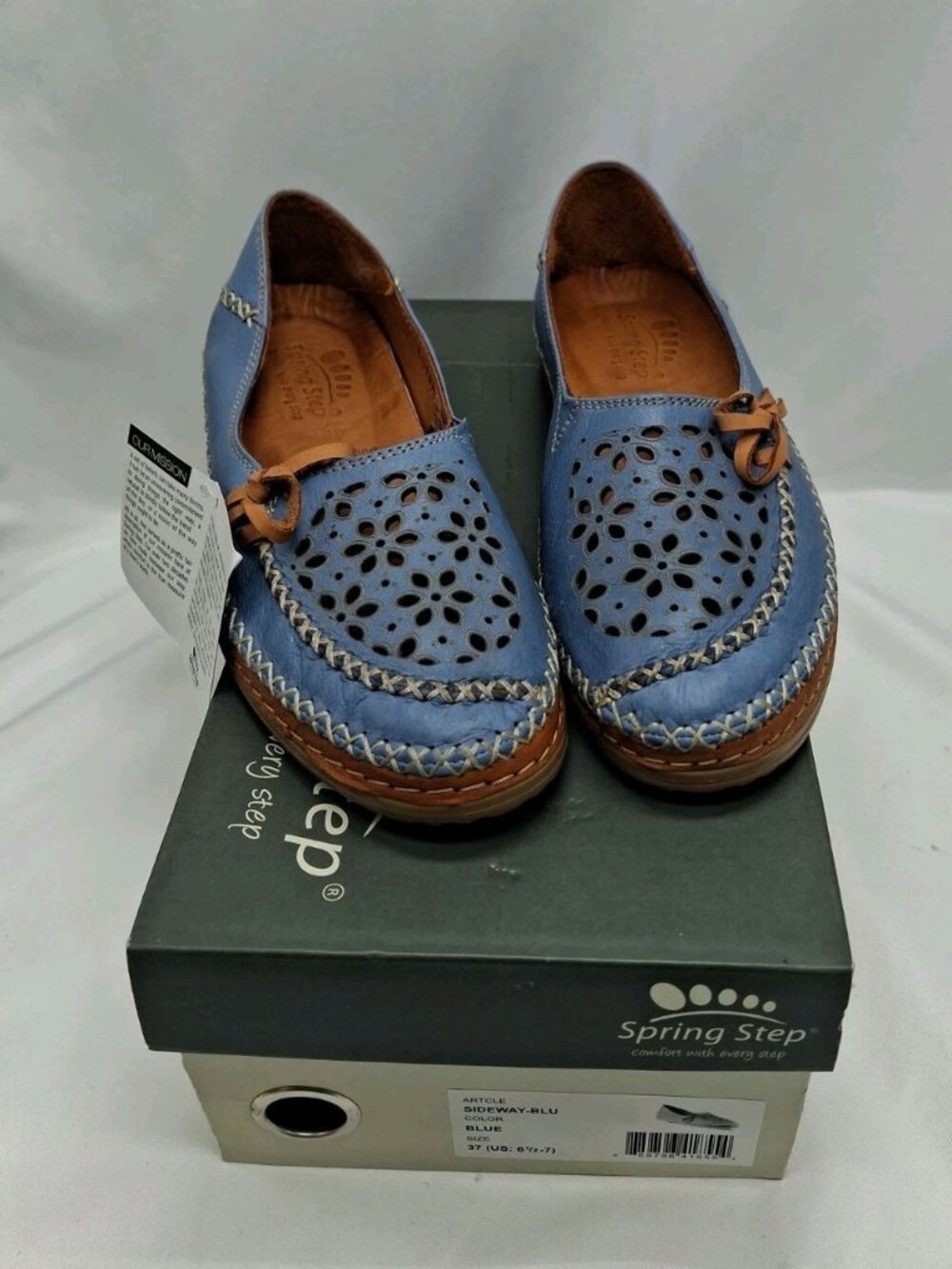 Spring Step Sideway Women’s Leather Slip-On Flats Blue EU 37  6.5-Lace Pattern